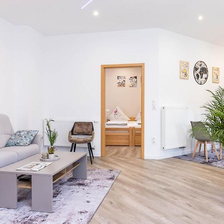 Neu I Ferienwohnung Jasmin Андернах Экстерьер фото